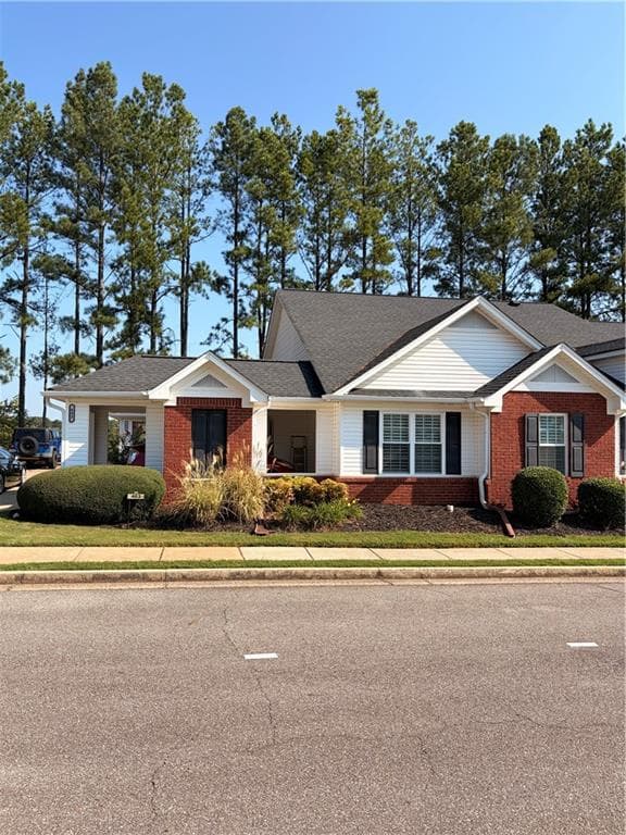 2 bedroom, 2 bathroom, 1,002 sq ft condominium under contract at 150 Old Mill Road 404, Cartersville, GA 30120