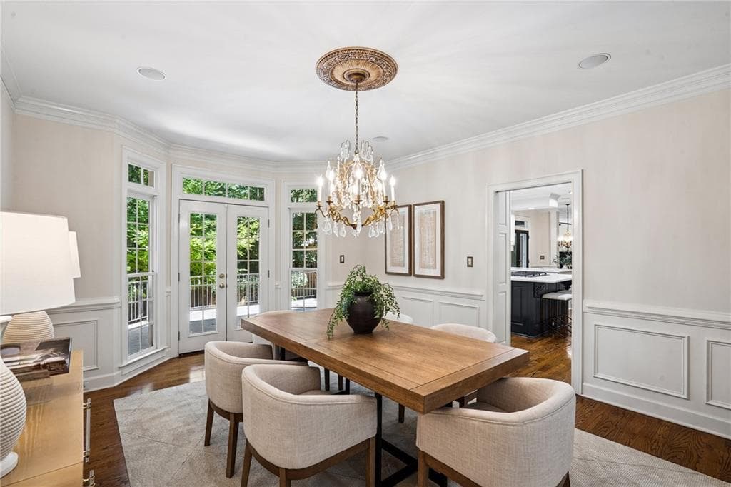 5 bedroom, 6 bathroom, 5,713 sq ft single family residence under contract at 129 Ridgetree Lane, Marietta, GA 30068 — photo 7