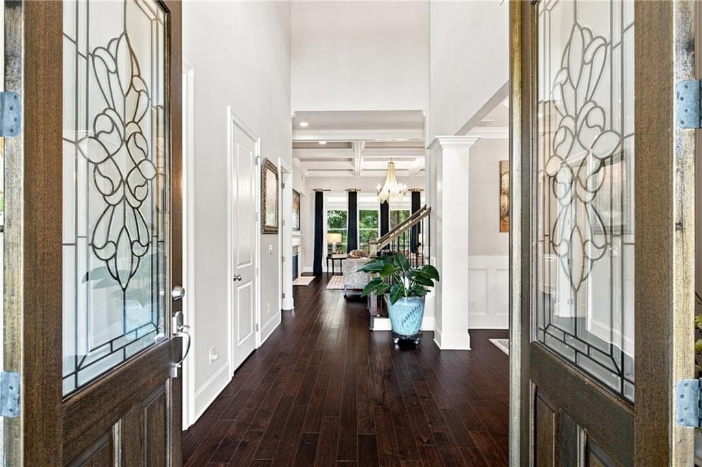 5 bedroom, 6 bathroom, 6,142 sq ft single family residence for sale at 160 Chaffin Road, Roswell, GA 30075 — photo 5