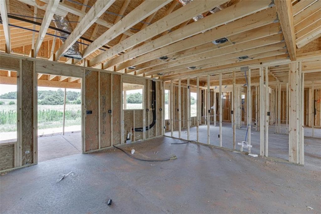 3 bedroom, 2 bathroom, 1,800 sq ft single family residence for sale at 124 Creek Stone Drive, Hartwell, GA 30643 — photo 7