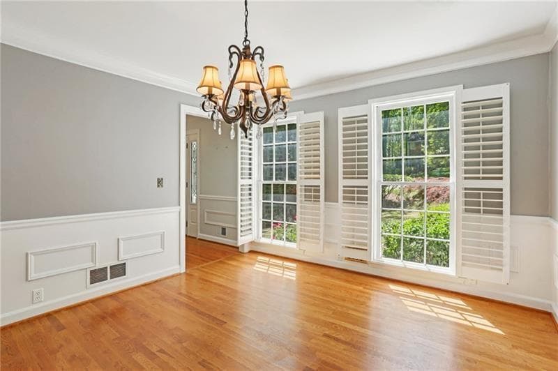 5 bedroom, 4 bathroom, 3,357 sq ft single family residence for sale at 4683 Oberlin Way, Marietta, GA 30068 — photo 4