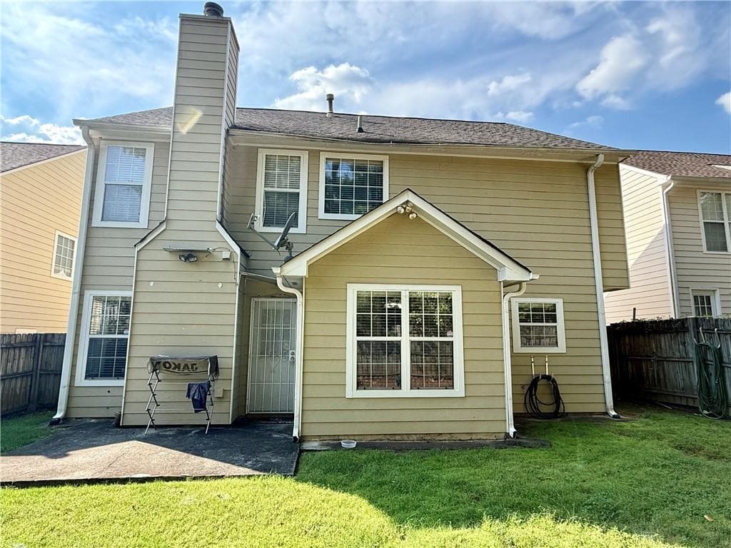 3 bedroom, 3 bathroom, 2,121 sq ft single family residence for sale at 5280 Harbins Point Lane, Lilburn, GA 30047 — photo 3
