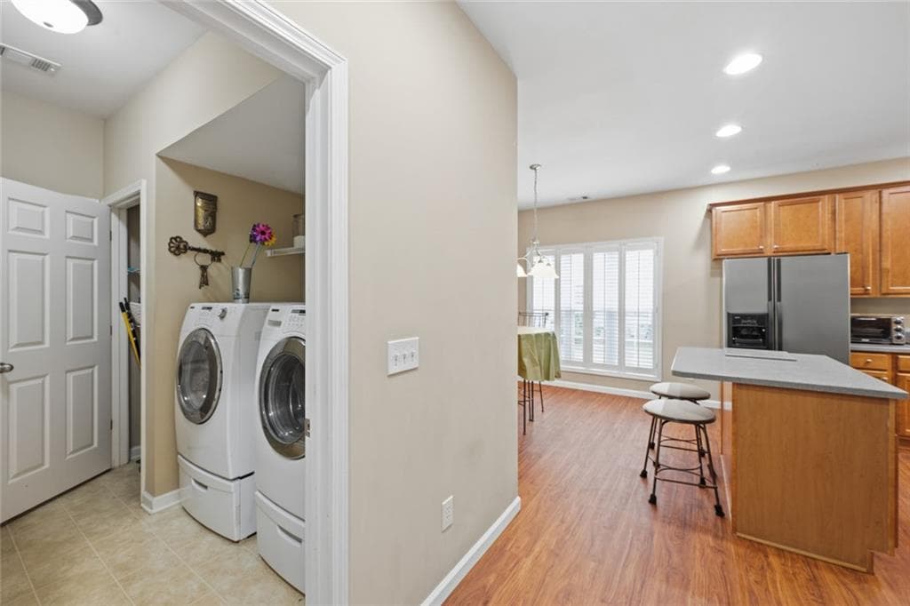 4 bedroom, 4 bathroom, 3,148 sq ft single family residence for sale at 3709 The Great Drive, Atlanta, GA 30349 — photo 9