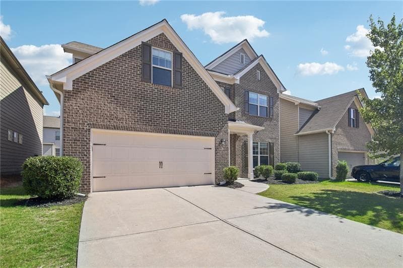 4 bedroom, 3 bathroom, 2,756 sq ft single family residence for sale at 5770 Rialto Way, Cumming, GA 30040 — photo 2