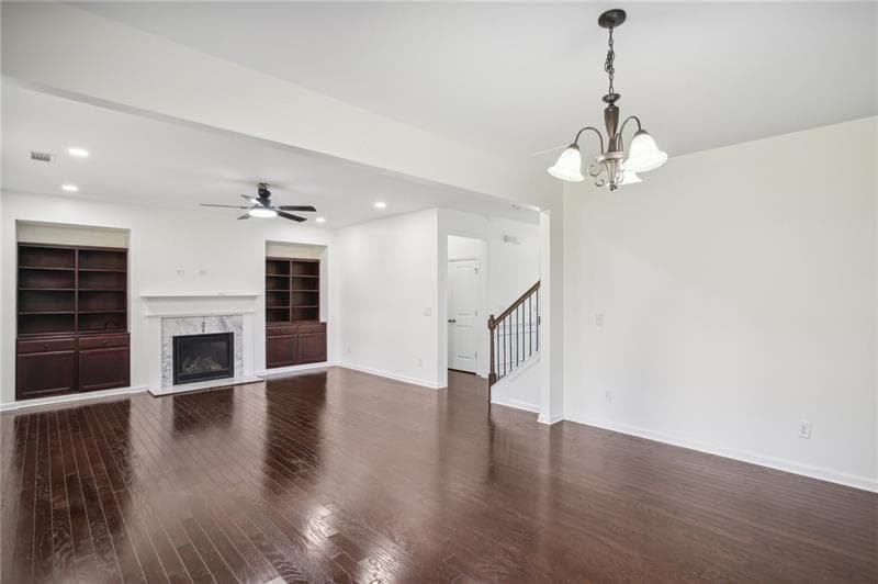 4 bedroom, 3 bathroom, 2,756 sq ft single family residence for sale at 5770 Rialto Way, Cumming, GA 30040 — photo 4
