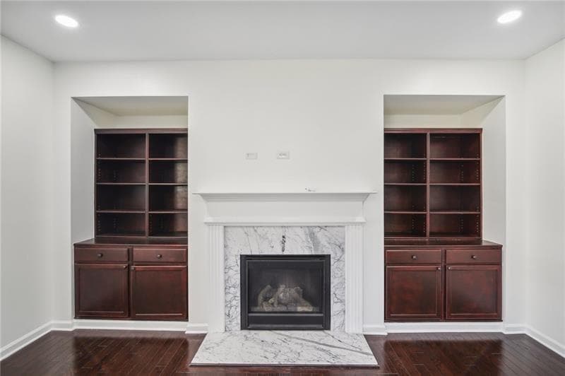 4 bedroom, 3 bathroom, 2,756 sq ft single family residence for sale at 5770 Rialto Way, Cumming, GA 30040 — photo 6