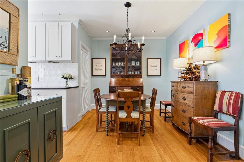 1 bedroom, 1 bathroom, 617 sq ft condominium under contract at 1115 Briarcliff Place 6, Atlanta, GA 30306 — photo 3