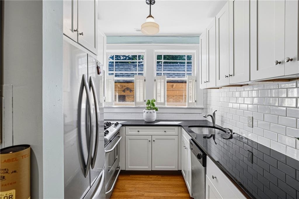 1 bedroom, 1 bathroom, 617 sq ft condominium under contract at 1115 Briarcliff Place 6, Atlanta, GA 30306 — photo 5