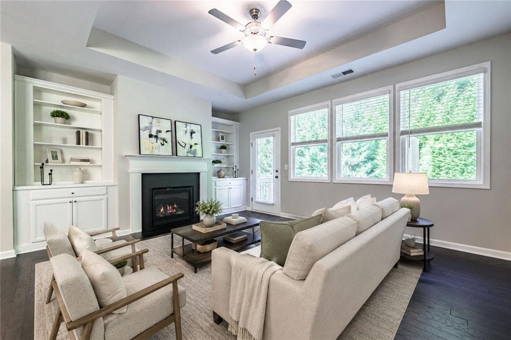3 bedroom, 3 bathroom, 2,354 sq ft townhouse for sale at 2790 Laurel Gate Lane, Cumming, GA 30040 — photo 4