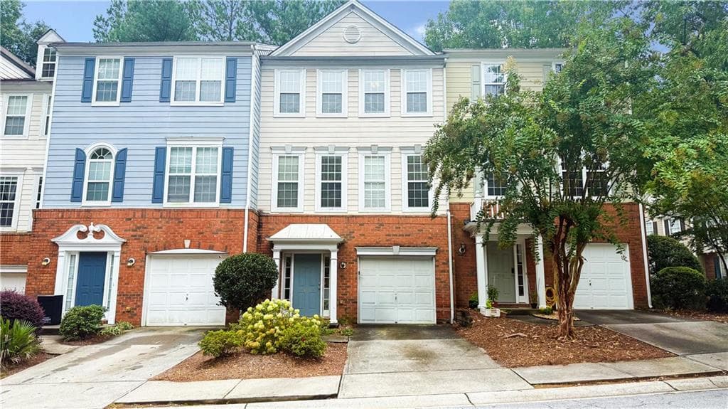 3 bedroom, 4 bathroom, 1,902 sq ft home for sale at 4014 Howell Park Road, Duluth, GA