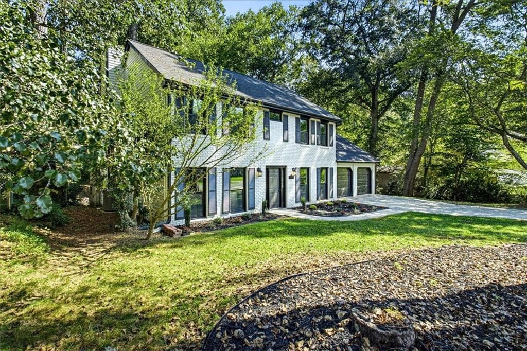 5 bedroom, 4 bathroom, 2,361 sq ft single family residence for sale at 1362 Murdock Road, Marietta, GA 30062 — photo 4
