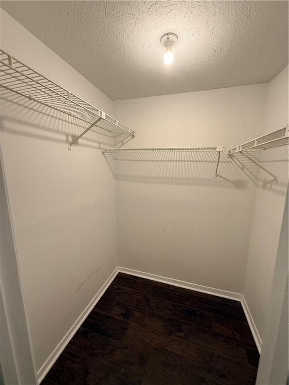 2 bedroom, 2 bathroom, 1,000 sq ft condominium for rent at 423 Warm Springs Circle, Roswell, GA 30075 for $1,495 a month — photo 7