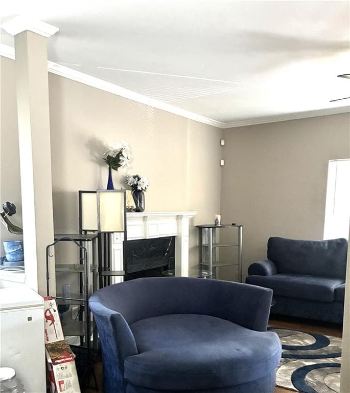 3 bedroom, 3 bathroom, 1,320 sq ft single family residence for sale at 1000 Hightower Road, Atlanta, GA 30318 — photo 3