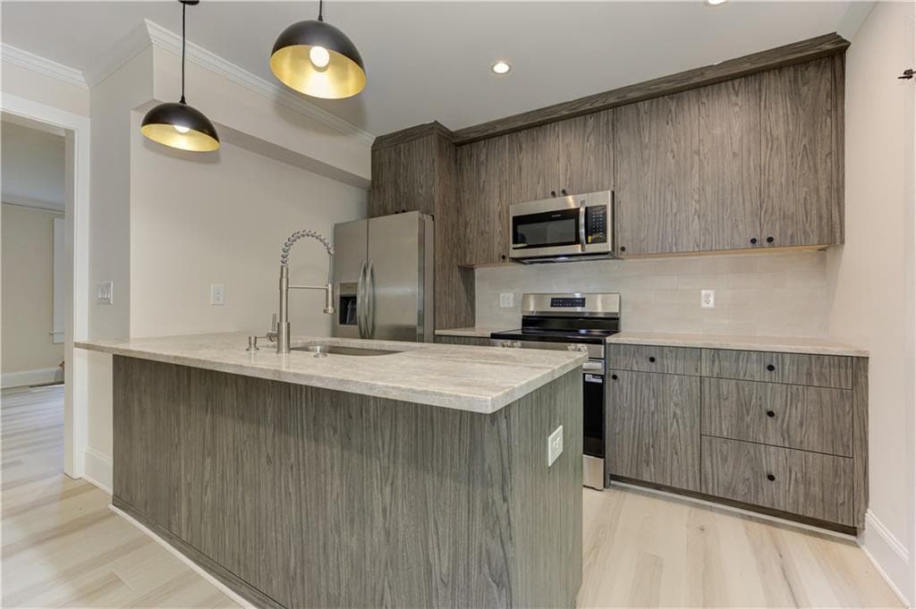 4 bedroom, 2 bathroom, 1,597 sq ft apartment for rent at 83 26th Street Main Level, Atlanta, GA 30309 for $3,999 a month — photo 5