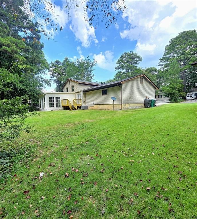 5 bedroom, 3 bathroom, 2,169 sq ft single family residence for sale at 2514 Rhoanoke Drive, Duluth, GA 30096 — photo 2