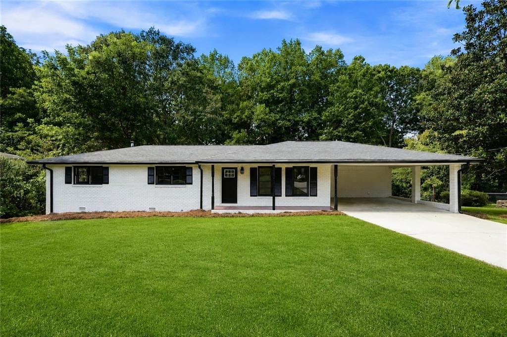 3 bedroom, 2 bathroom, 1,610 sq ft single family residence for sale at 4114 Lauada Drive, Douglasville, GA 30135 — photo 1 of 18