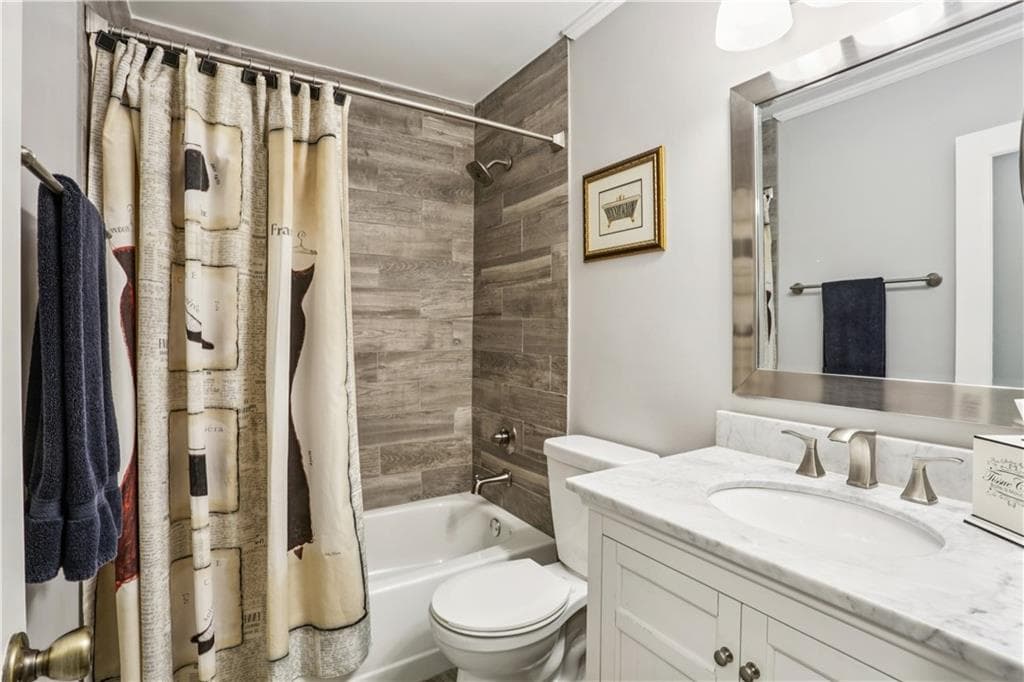 2 bedroom, 2 bathroom, 1,187 sq ft condominium for sale at 2901 Lenox Road 502, Atlanta, GA 30324 — photo 10