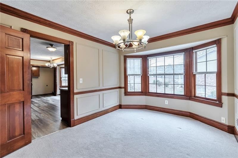 6 bedroom, 4 bathroom, 3,010 sq ft single family residence for sale at 1306 Arlene Court, Lilburn, GA 30047 — photo 5