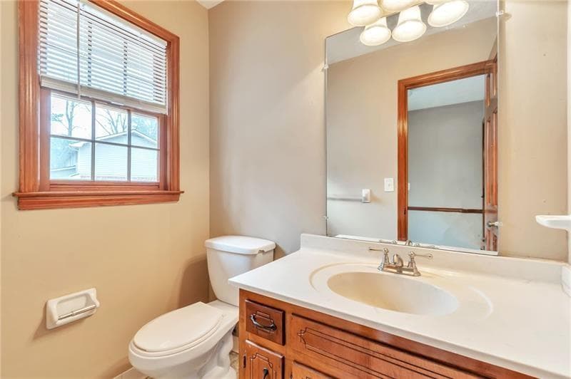 6 bedroom, 4 bathroom, 3,010 sq ft single family residence for sale at 1306 Arlene Court, Lilburn, GA 30047 — photo 10