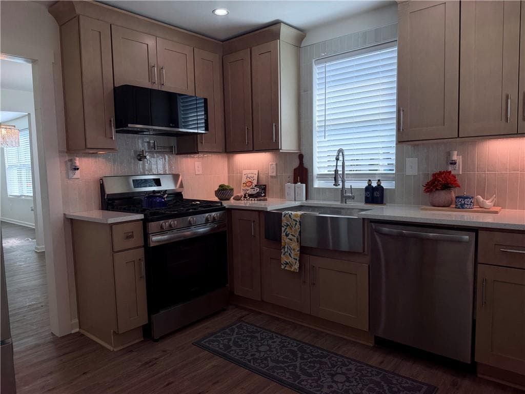2 bedroom, 2 bathroom, 960 sq ft single family residence under contract at 1957 Don Juan Lane, Decatur, GA 30032 — photo 5