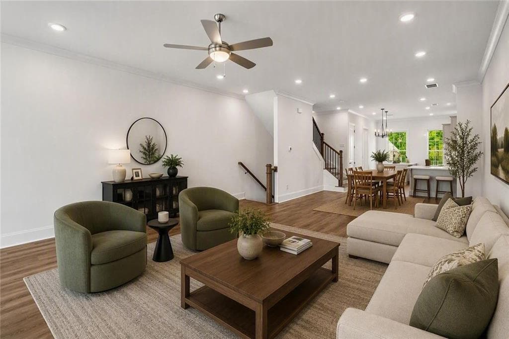 3 bedroom, 4 bathroom, 1,720 sq ft townhouse for sale at 1505 Southbend Cove 437, Cumming, GA 30041 — photo 2