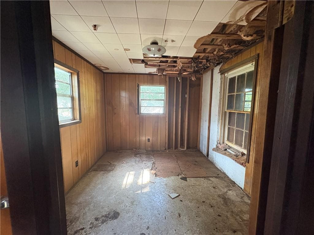 3 bedroom, 1 bathroom, 1,080 sq ft single family residence under contract at 404 Riley Street, Perry, GA 31069 — photo 9