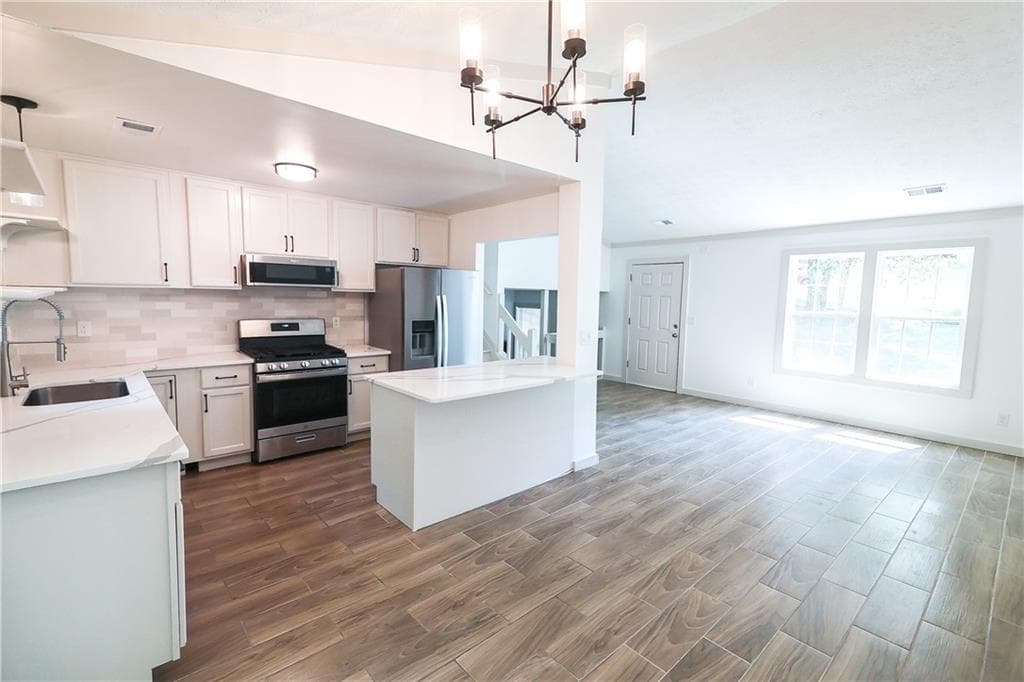 3 bedroom, 2 bathroom, 1,350 sq ft single family residence for rent at 3188 Long Indian Creek Court, Alpharetta, GA 30022 for $2,600 a month — photo 6