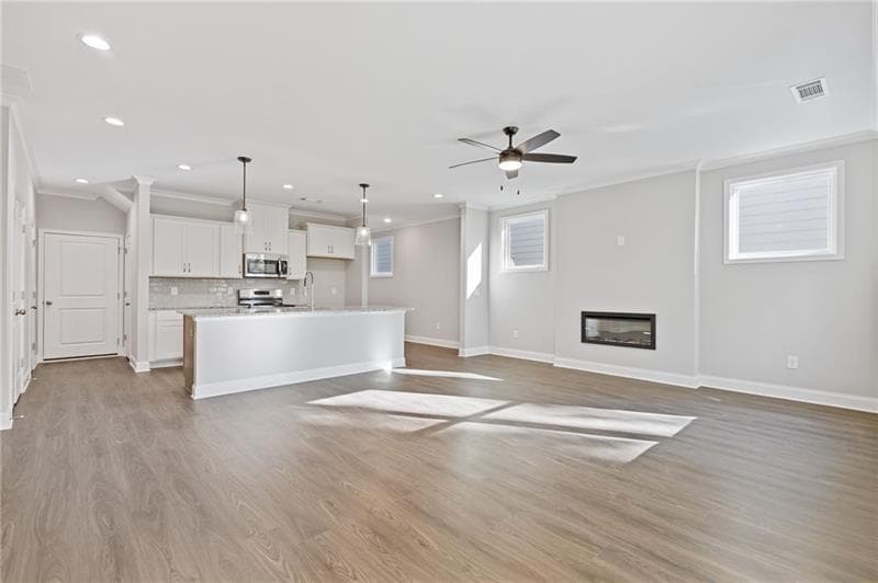 3 bedroom, 3 bathroom, 2,003 sq ft single family residence for sale at 2706 Rylee Carter Street, Dacula, GA 30019 — photo 5