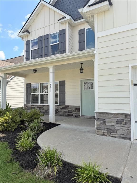 5 bedroom, 3 bathroom, 3,077 sq ft single family residence for sale at 2621 Chase Ridge, Kennesaw, GA 30144 — photo 3