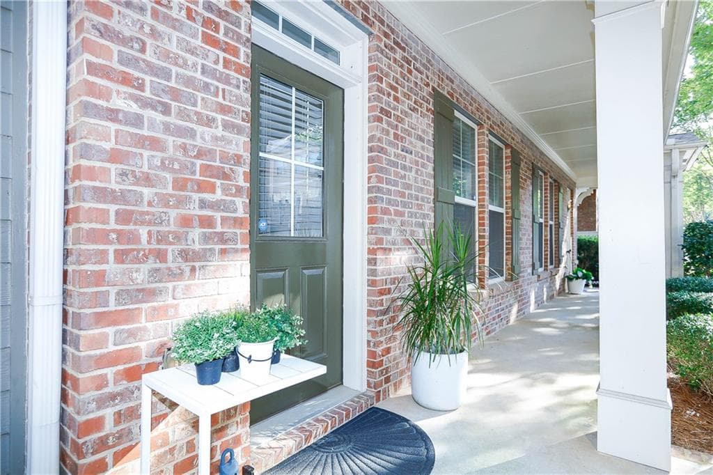 3 bedroom, 4 bathroom, 2,232 sq ft townhouse under contract at 708 Village Field Court, Suwanee, GA 30024 — photo 5