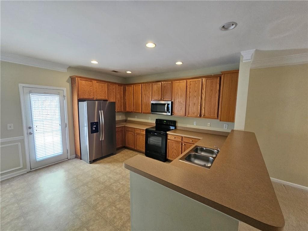 3 bedroom, 3 bathroom, 1,444 sq ft townhouse for rent at 3196 Cedar Glade Lane, Buford, GA 30519 for $1,850 a month — photo 2