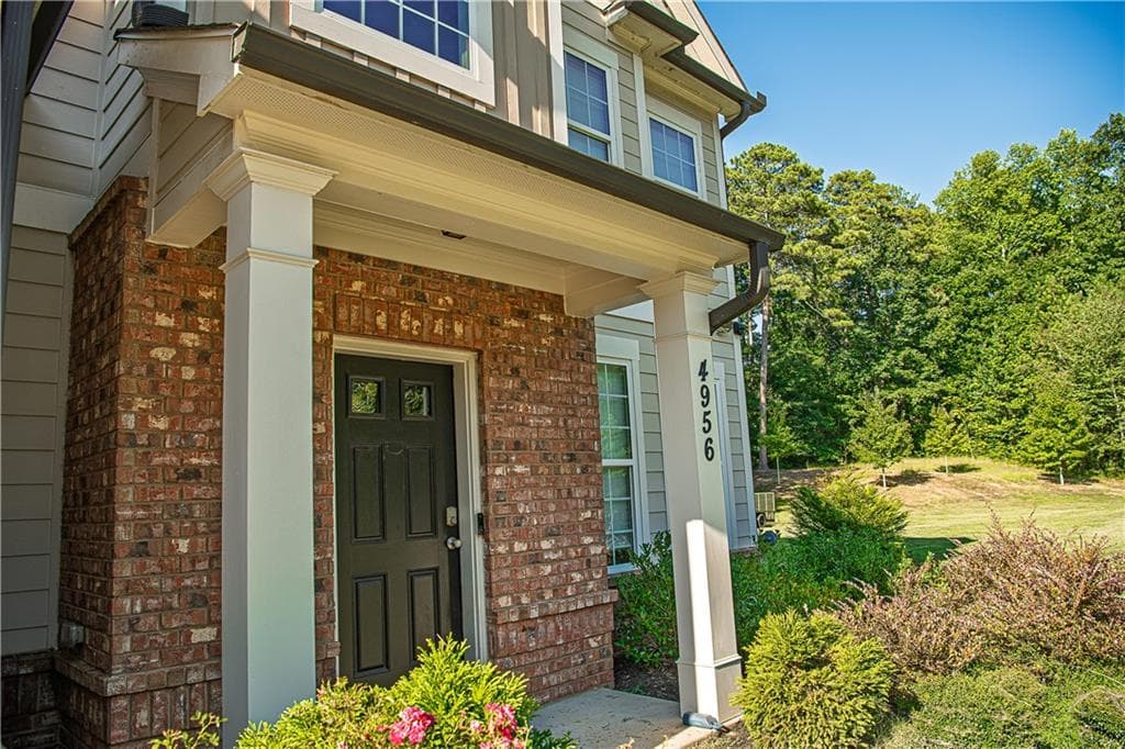 4 bedroom, 3 bathroom, 2,509 sq ft single family residence for sale at 4956 Crider Creek Drive, Powder Springs, GA 30127 — photo 2