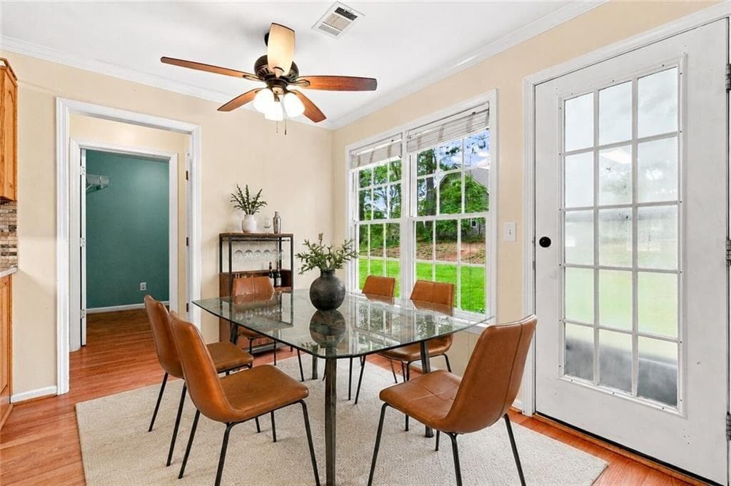 4 bedroom, 3 bathroom, 2,344 sq ft single family residence for sale at 2232 Woodbriar Drive, Buford, GA 30518 — photo 5