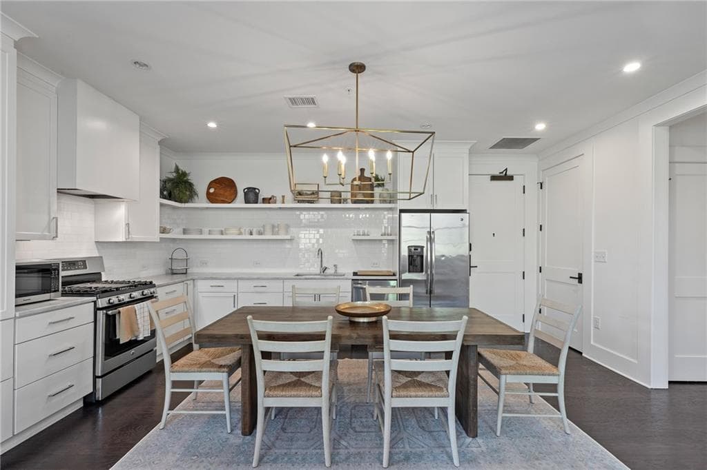2 bedroom, 2 bathroom, 1,352 sq ft condominium for sale at 10625 Serenbe Lane 308, Chattahoochee Hills, GA 30268 — photo 3