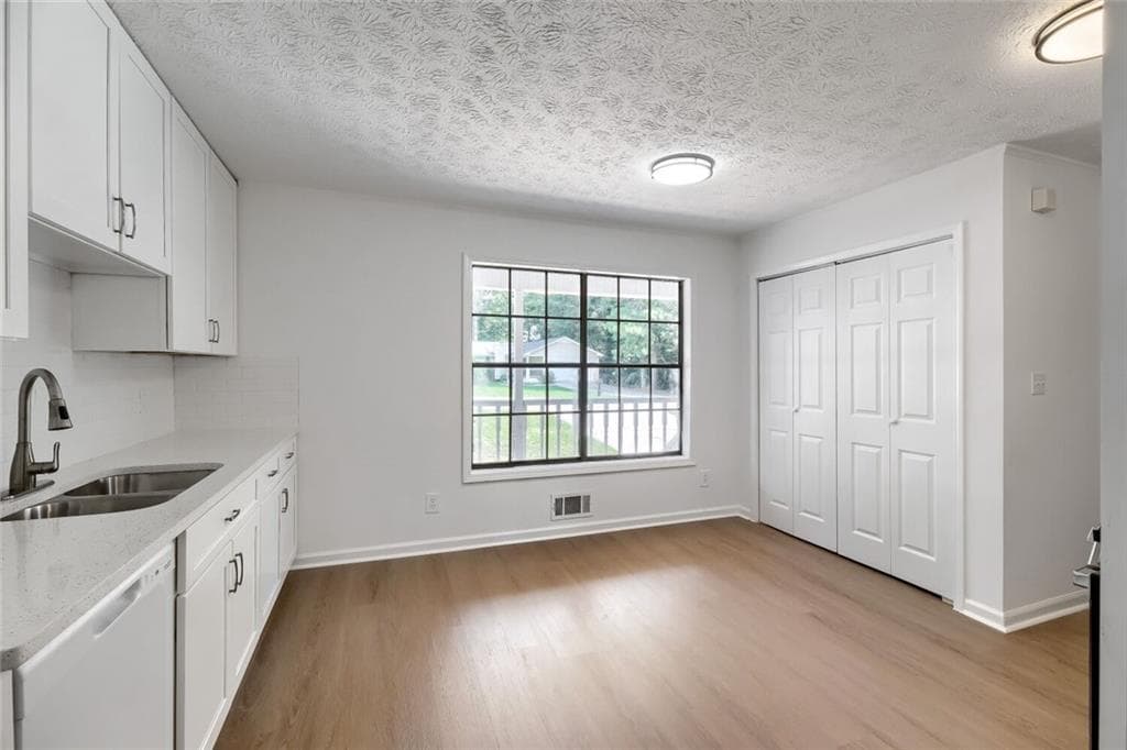 3 bedroom, 2 bathroom, 2,008 sq ft single family residence for sale at 6831 Cedar Drive, Riverdale, GA 30296 — photo 10