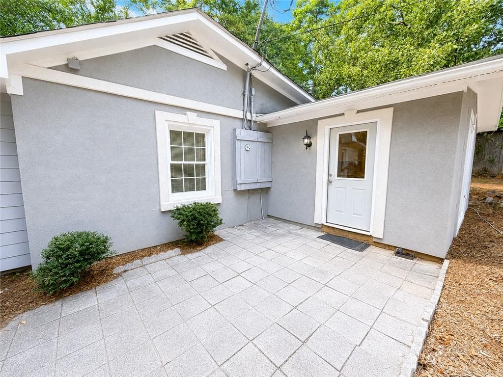 2 bedroom, 1 bathroom, 1,170 sq ft single family residence for rent at 181 Turner Road, Marietta, GA 30066 for $2,000 a month — photo 3