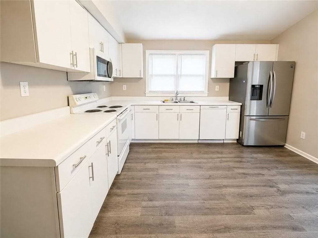 2 bedroom, 1 bathroom, 1,170 sq ft single family residence for rent at 181 Turner Road, Marietta, GA 30066 for $2,000 a month — photo 6