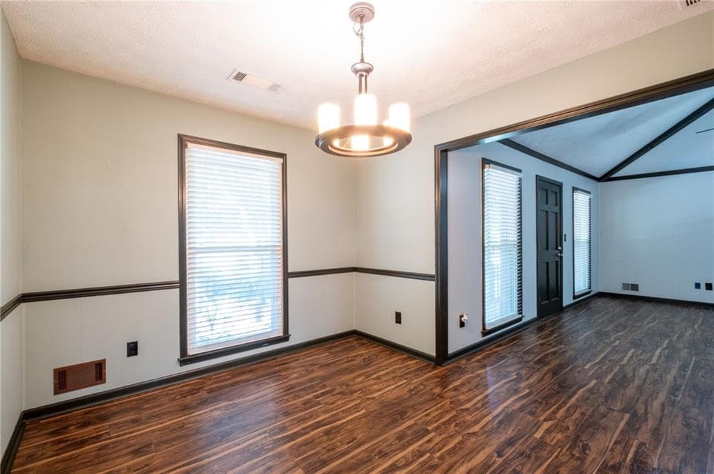 3 bedroom, 3 bathroom, 2,824 sq ft single family residence for sale at 484 Cana Of Galilee Court, Tucker, GA 30084 — photo 10