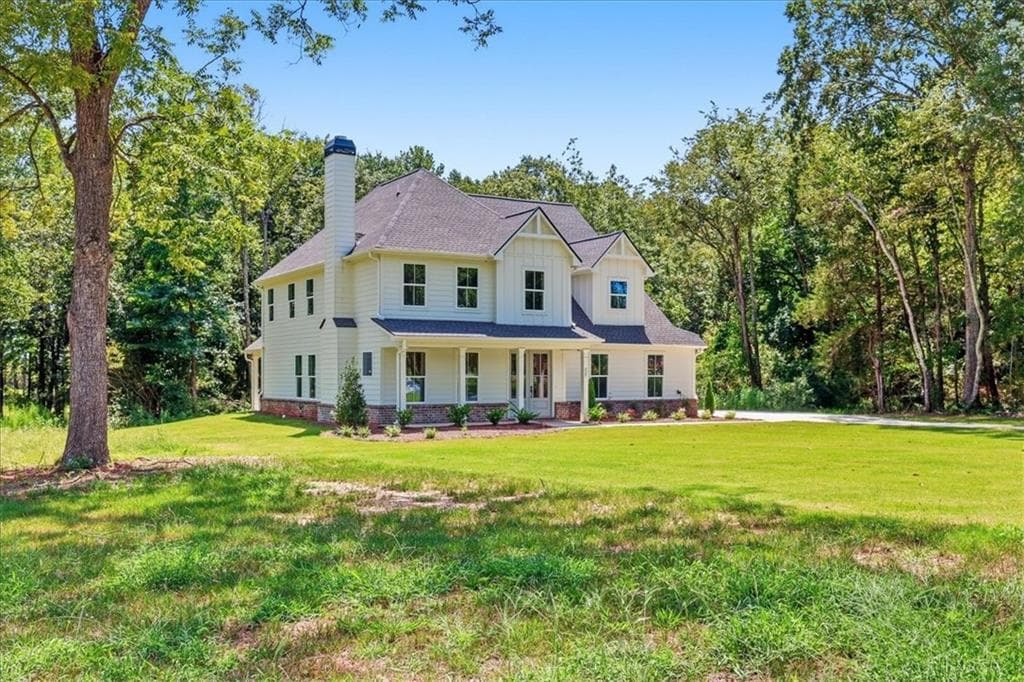4 bedroom, 4 bathroom, 2,536 sq ft single family residence for sale at 327 Springtime Way, Monroe, GA 30655 — photo 4