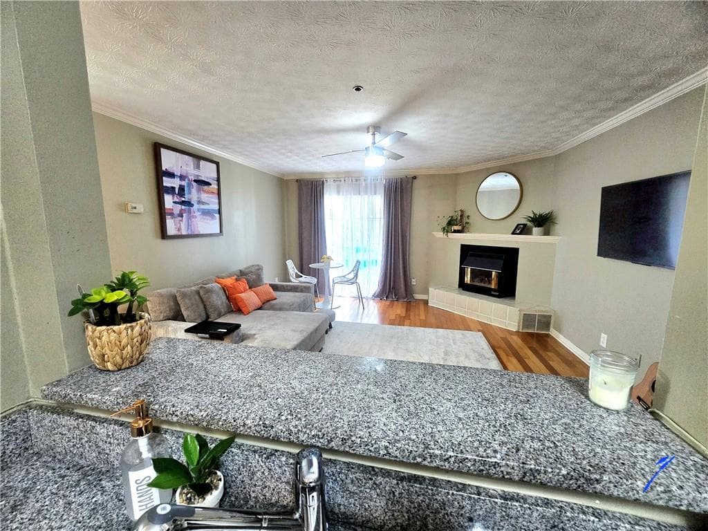 1 bedroom, 1 bathroom, 840 sq ft condominium for sale at 970 Sidney Marcus Boulevard 2210, Atlanta, GA 30324 — photo 5