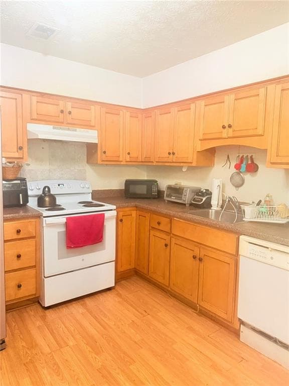 2 bedroom, 2 bathroom, 1,172 sq ft condominium for sale at 196 Scandia Circle 4, Athens, GA 30605 — photo 5