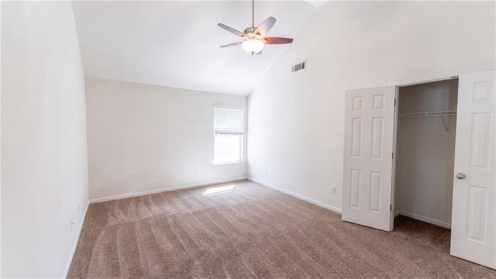 4 bedroom, 3 bathroom, 3,102 sq ft single family residence for sale at 330 Oxnard Circle, Atlanta, GA 30331 — photo 7
