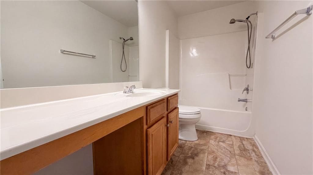 4 bedroom, 3 bathroom, 3,102 sq ft single family residence for sale at 330 Oxnard Circle, Atlanta, GA 30331 — photo 8