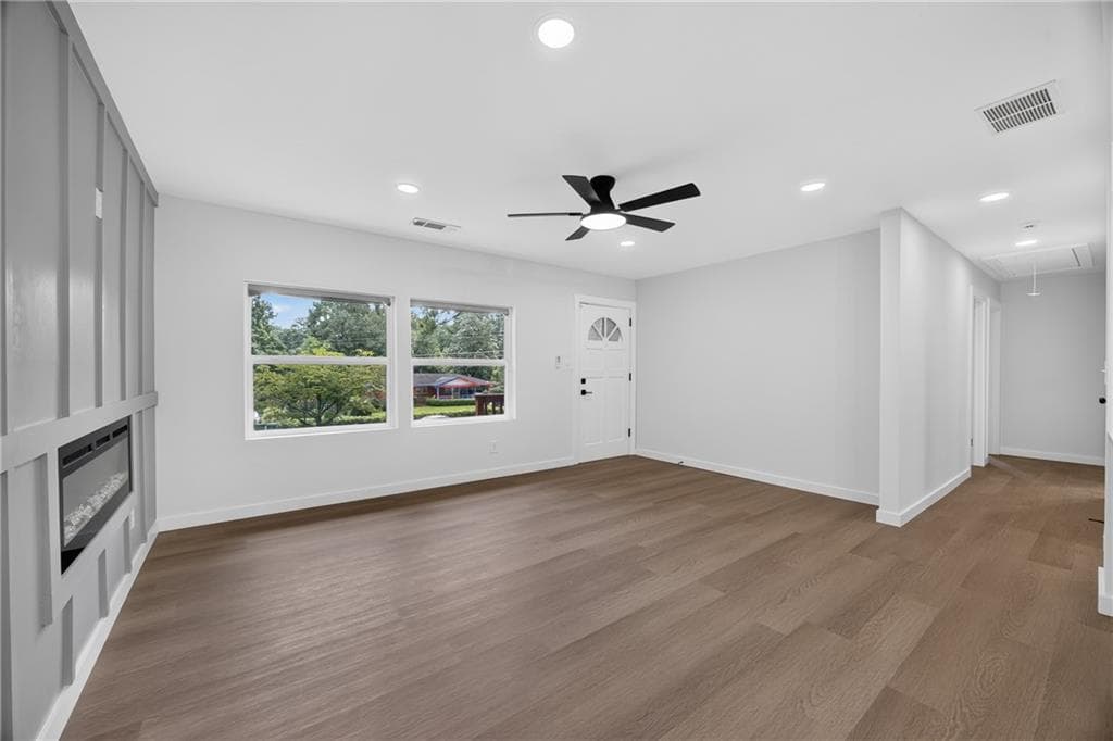 3 bedroom, 2 bathroom, 1,248 sq ft single family residence under contract at 4128 Lindsey Drive, Decatur, GA 30035 — photo 8