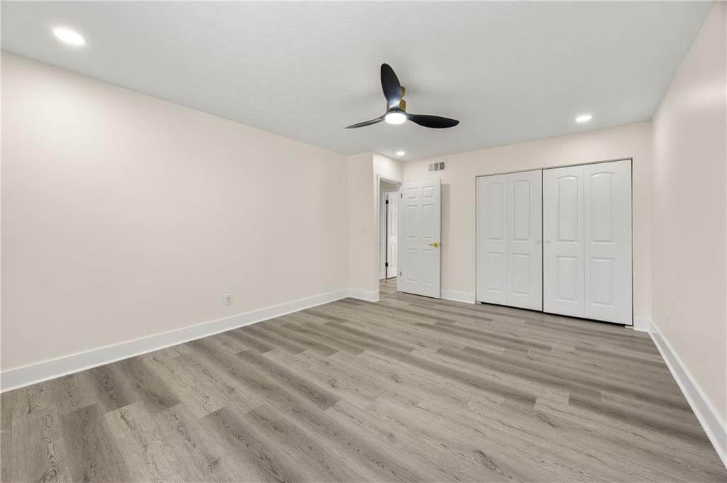 2 bedroom, 2 bathroom, 1,254 sq ft condominium under contract at 3298 Abbeywood Drive, Decatur, GA 30034 — photo 8