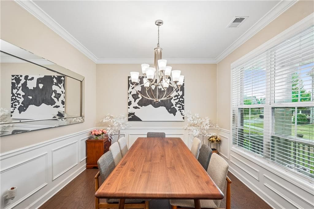 5 bedroom, 4 bathroom, 4,400 sq ft single family residence under contract at 1907 Sterling Chase, Buford, GA 30518 — photo 9