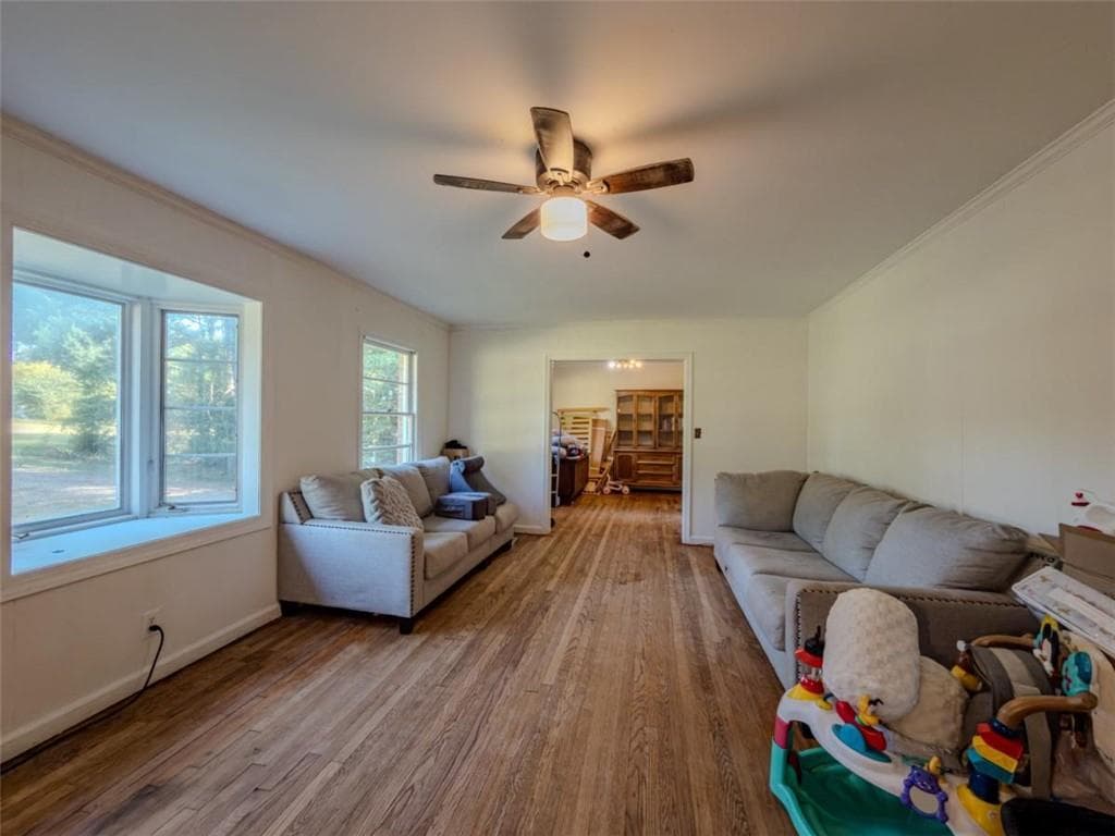 3 bedroom, 3 bathroom, 2,014 sq ft single family residence under contract at 246 Beech Creek Circle, Winder, GA 30680 — photo 7