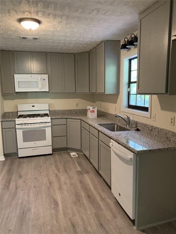 3 bedroom, 2 bathroom, 1,408 sq ft single family residence for rent at 3131 Calumet Place, Kennesaw, GA 30152 for $1,995 a month — photo 5