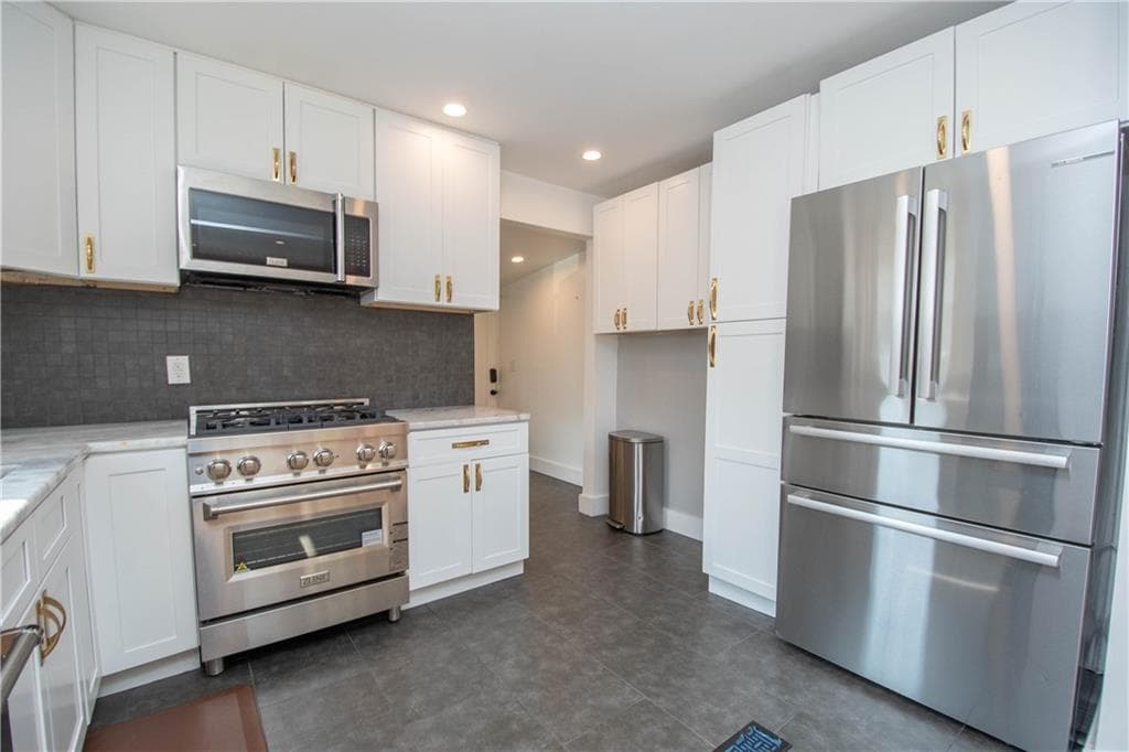 2 bedroom, 2 bathroom, 662 sq ft single family residence for rent at 1391 Smith Street, Atlanta, GA 30316 for $2,400 a month — photo 10