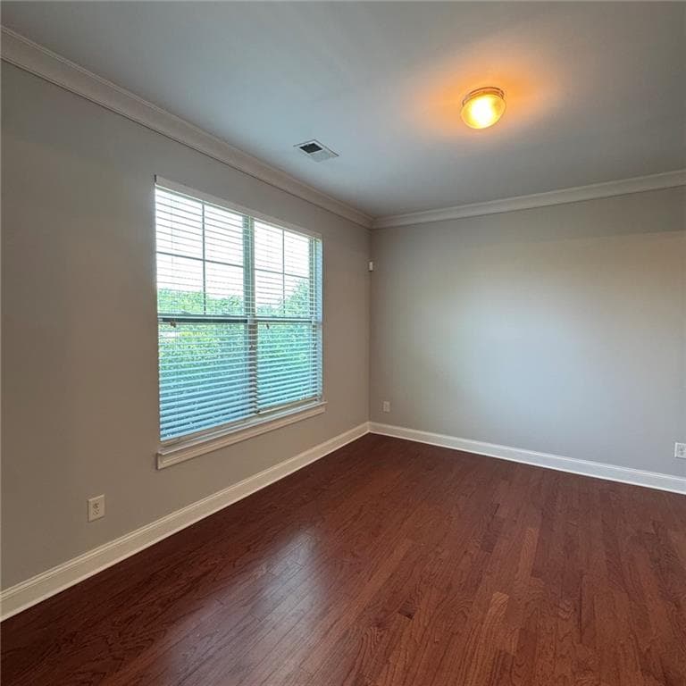 5 bedroom, 4 bathroom, 3,372 sq ft single family residence for sale at 2860 Evan Manor Lane, Cumming, GA 30041 — photo 2